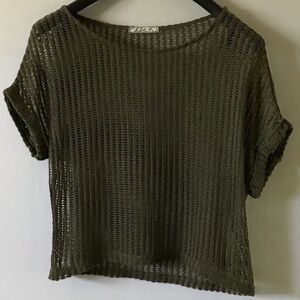 Chloe K, shortsleeved pullover, S- M, sheer knitted sweater, green
